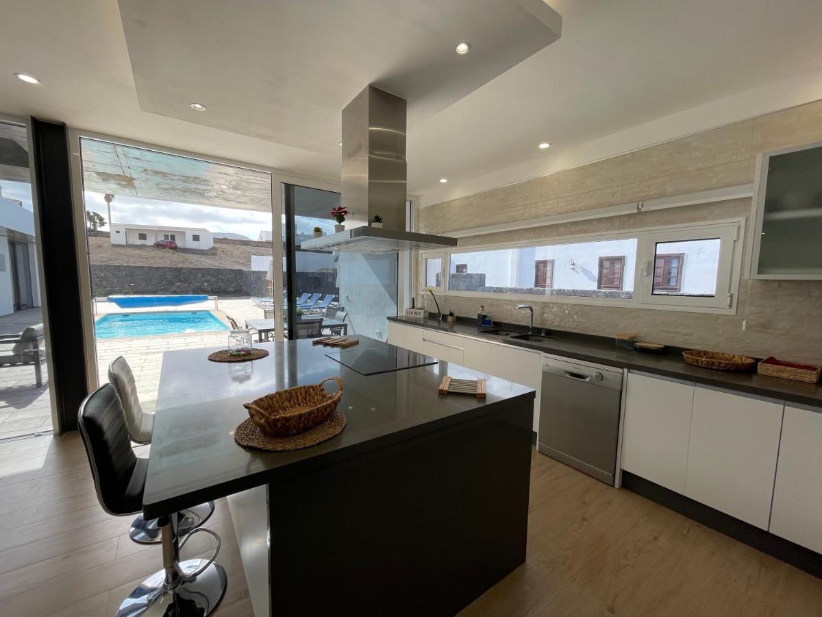 Eslanzarote Eco Villa Tony, Heated Pool, Jacuzzi, Sat Tv, Super Wifi La Costa Exterior foto