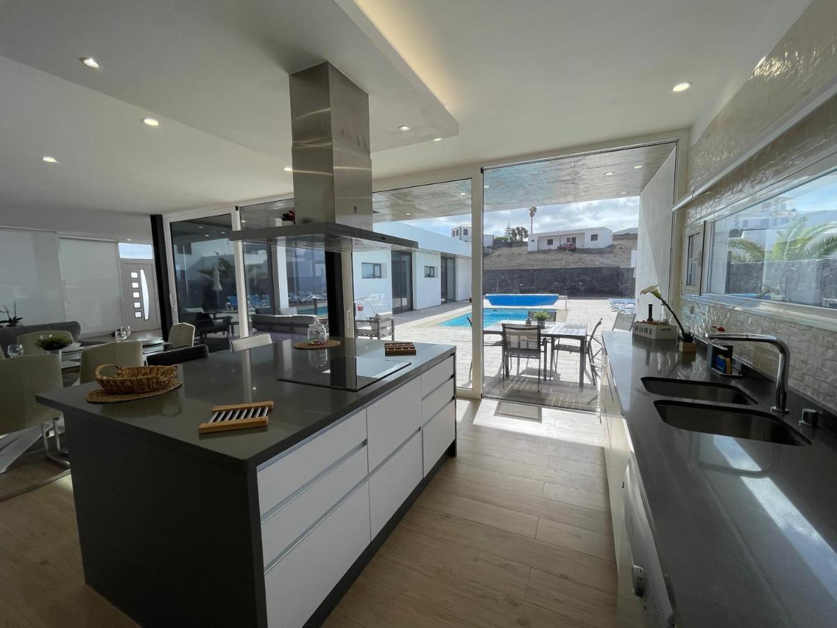 Eslanzarote Eco Villa Tony, Heated Pool, Jacuzzi, Sat Tv, Super Wifi La Costa Exterior foto